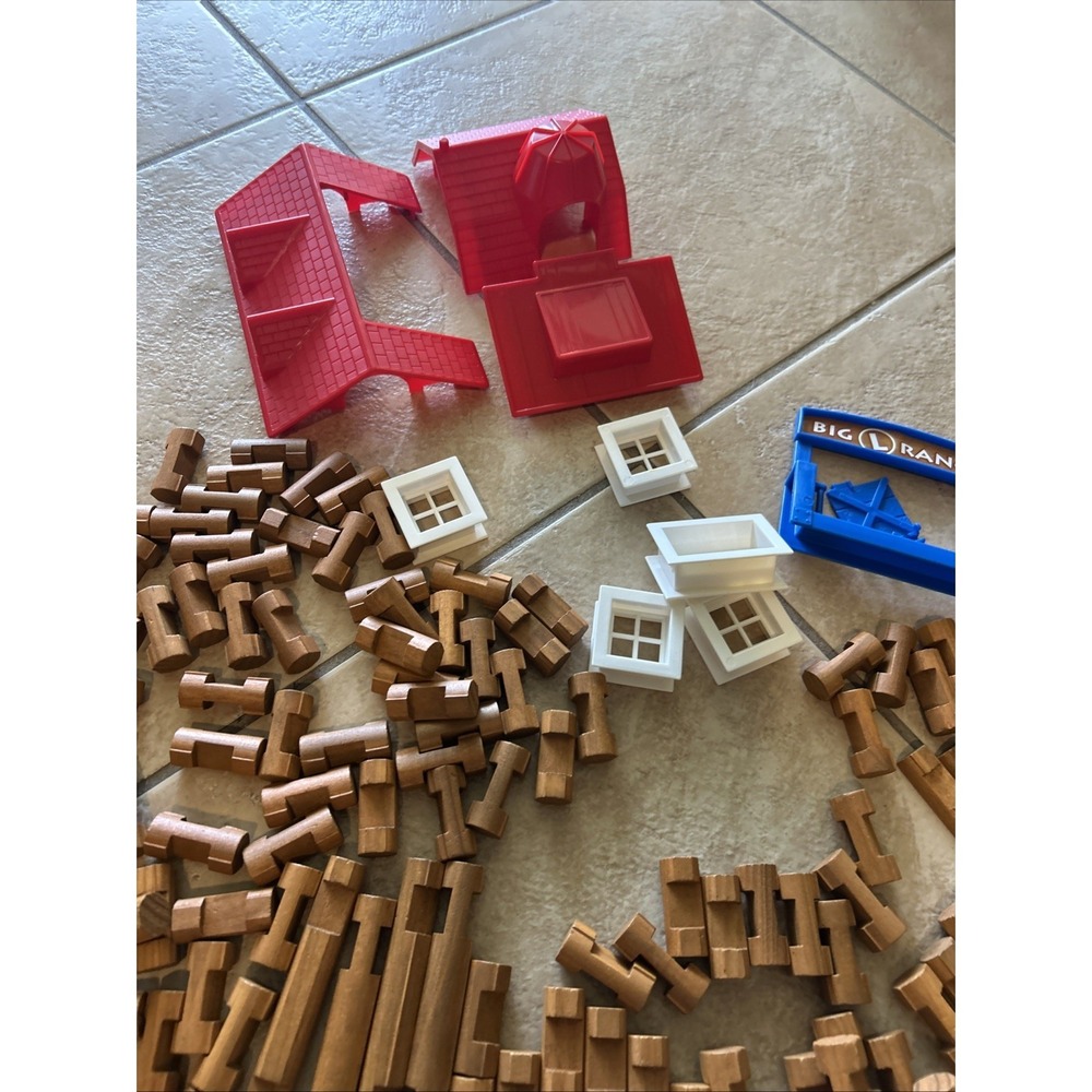 Lincoln Logs White River Ranch Incomplete set. - Picture 10 of 10